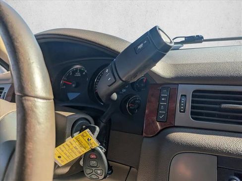 Used 2014 GMC Yukon SLE image 11