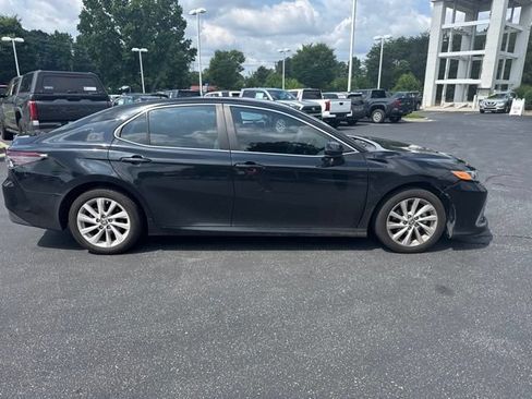 Used 2021 Toyota Camry LE FWD image 2