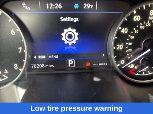 Used 2017 Nissan Maxima Platinum image 8