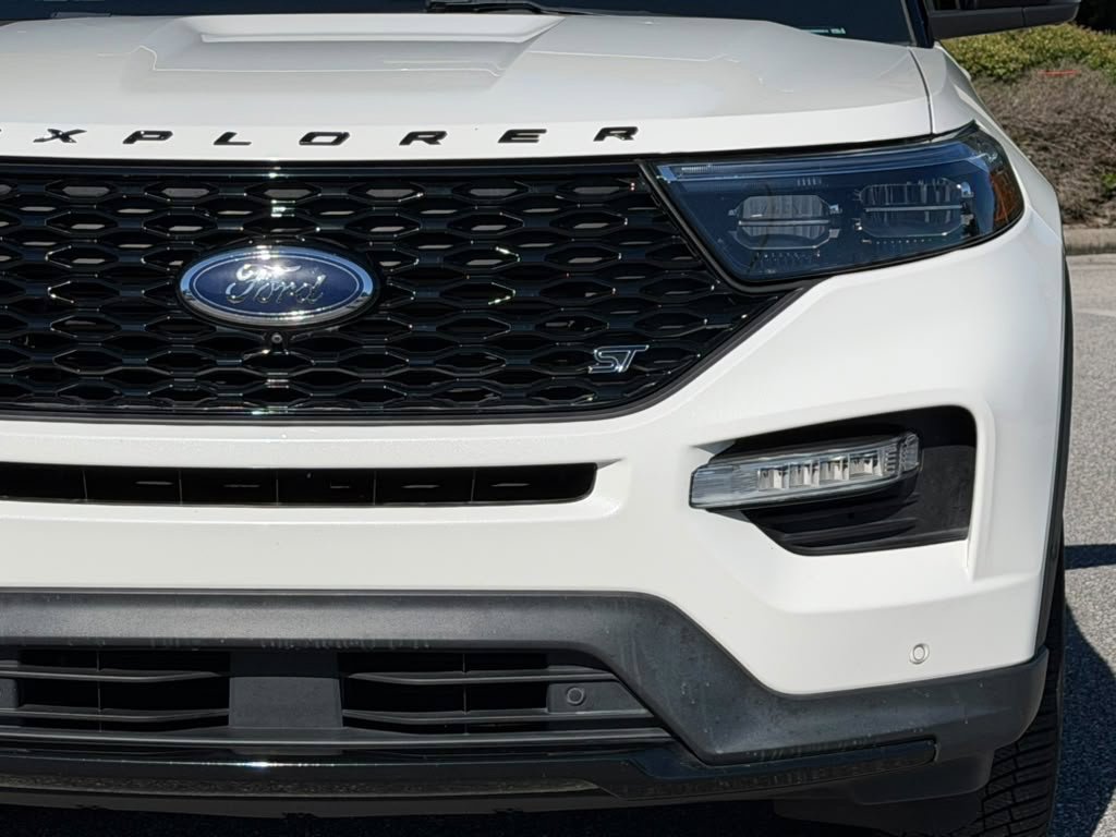 Used 2022 Ford Explorer ST w/ Equipment Group 401A AWD/4WD image 9