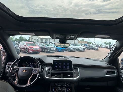 Used 2021 Chevrolet Tahoe High Country w/ Premium Package AWD/4WD image 28