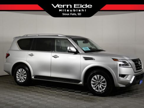 Used 2024 Nissan Armada SV AWD/4WD image 1