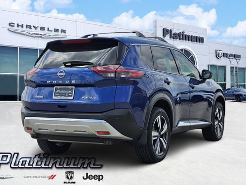Used 2023 Nissan Rogue Platinum w/ Platinum Premium Package FWD image 5