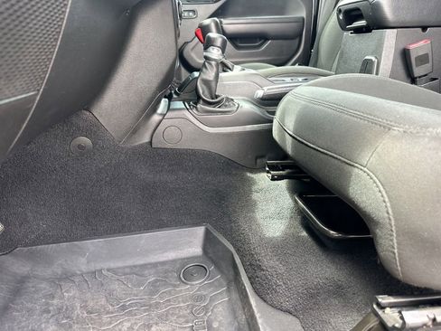Used 2020 Jeep Wrangler Unlimited Sport AWD/4WD image 28