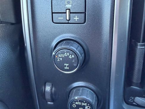 Used 2018 Chevrolet Silverado 1500 LTZ w/ Sport Package image 13