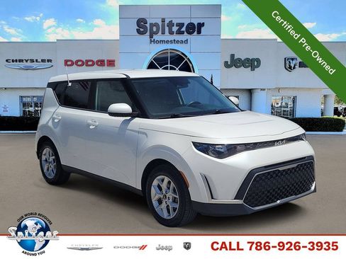 Used 2024 Kia Soul LX w/ Option Group 015 FWD image 1