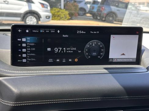 Used 2024 Genesis GV80 2.5T AWD/4WD image 28