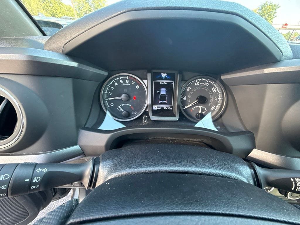 Used 2023 Toyota Tacoma TRD Off-Road w/ Black Out Package (TMS) AWD/4WD image 20