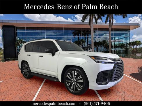 Used 2025 Lexus LX 700h Luxury w/ Appearance Package AWD/4WD image 1