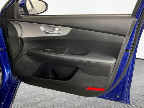 Used 2023 Kia Forte LXS w/ LXS Technology Package FWD image 26