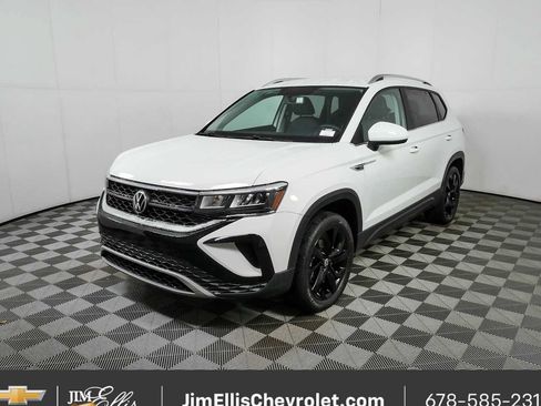Used 2022 Volkswagen Taos SE AWD/4WD image 24