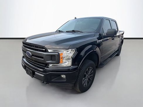 Used 2020 Ford F150 XLT w/ Equipment Group 302A Luxury AWD/4WD image 5