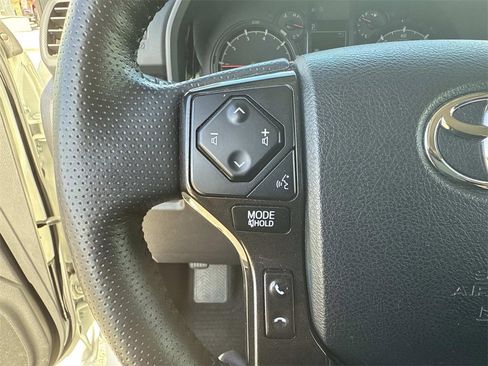 Used 2023 Toyota 4Runner 40th Anniversary SE image 16