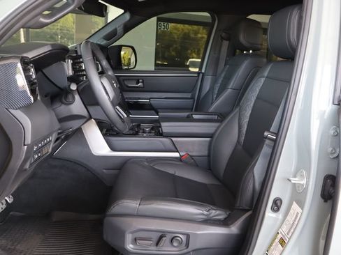 Used 2025 Toyota Tundra Limited w/ TRD Off-Road Package AWD/4WD image 13