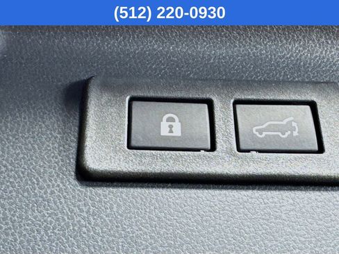 Used 2026 Subaru Forester Premium image 32