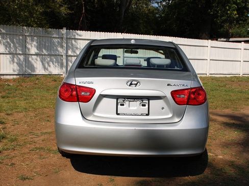 Used 2008 Hyundai Elantra SE FWD image 8