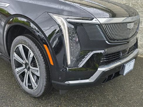 New 2025 Cadillac Escalade IQ Luxury 1 image 14