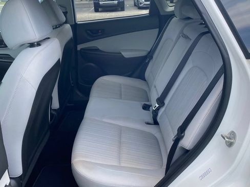 Used 2023 Hyundai Kona SEL FWD image 8