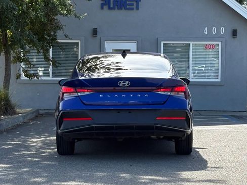 Used 2024 Hyundai Elantra SEL FWD image 6
