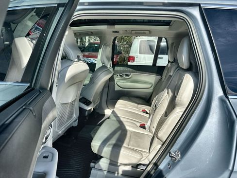 Used 2022 Volvo XC90 T6 Inscription w/ Advanced Package image 25