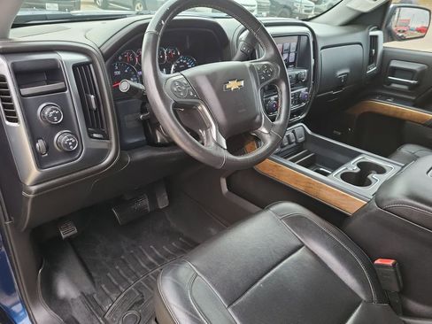 Used 2017 Chevrolet Silverado 1500 LTZ w/ Texas Edition image 10