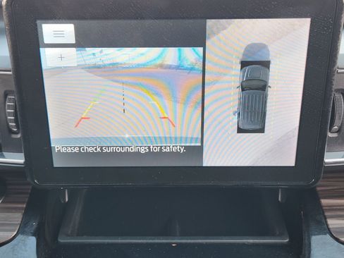 Used 2023 Ford Explorer Limited image 22