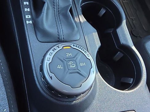 Used 2022 Ford Bronco 4-Door image 11