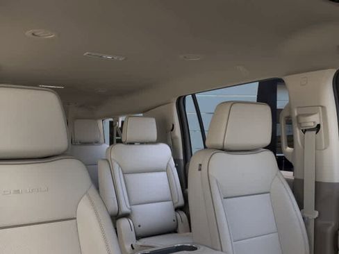 New 2026 GMC Yukon XL Denali AWD/4WD image 24