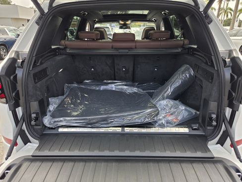 New 2026 BMW X5 xDrive50e w/ M Sport Package AWD/4WD image 15