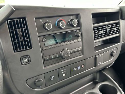 New 2025 Chevrolet Express 4500 Extended w/ Power Convenience Package image 24