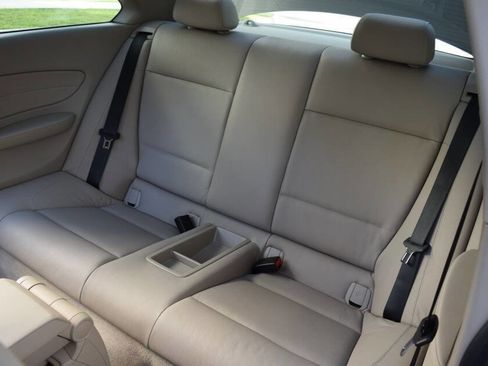 Used 2011 BMW 135i Coupe RWD image 50
