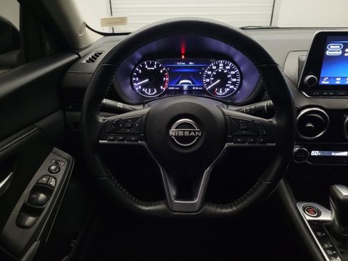 Used 2025 Nissan Sentra SV w/ All-Weather Package FWD image 22