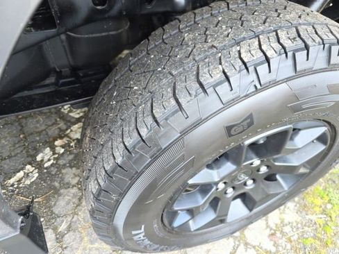 Used 2024 Ford F150 STX w/ Equipment Group 201A FX4 image 3