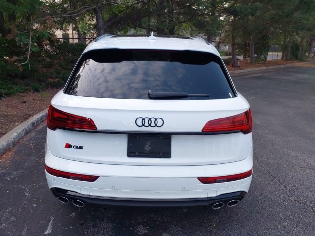 Used 2023 Audi SQ5 Premium Plus w/ Premium Plus Package AWD/4WD image 6