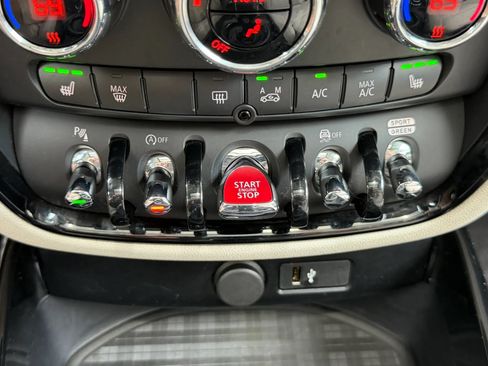 Used 2023 MINI Cooper Clubman S FWD image 27