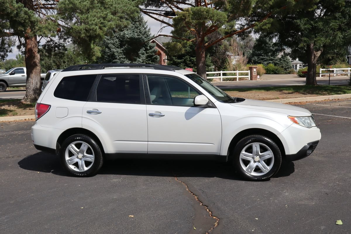 Used 2009 Subaru Forester 2.5X Limited AWD/4WD image 3