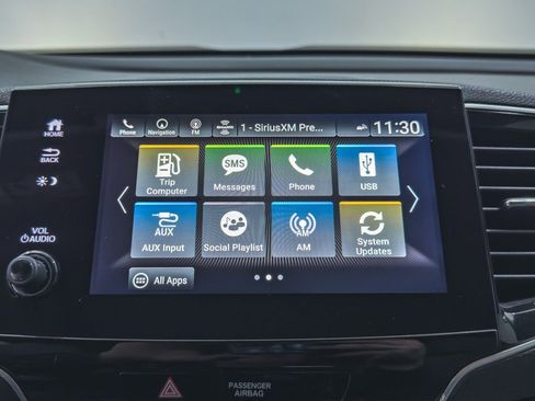 Used 2021 Honda Pilot Touring image 43