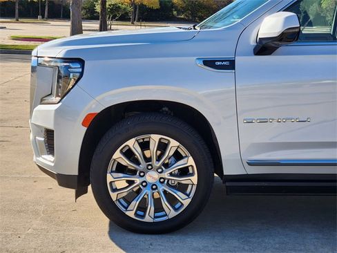 Used 2023 GMC Yukon Denali w/ LPO, Floor Liner Package image 8