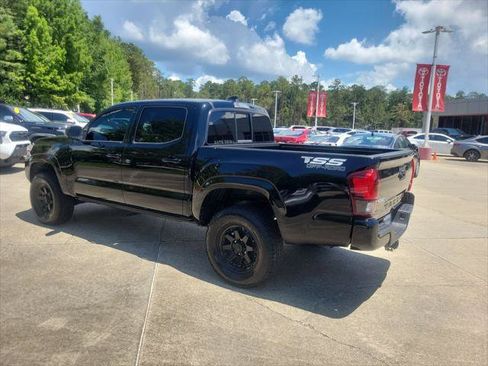 Certified 2023 Toyota Tacoma SR AWD/4WD image 3