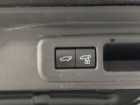 Used 2025 Toyota Sequoia Limited w/ Tow Technology Package AWD/4WD image 13