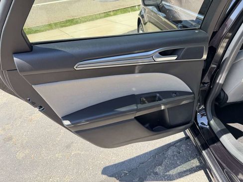 Used 2019 Ford Fusion S FWD image 14