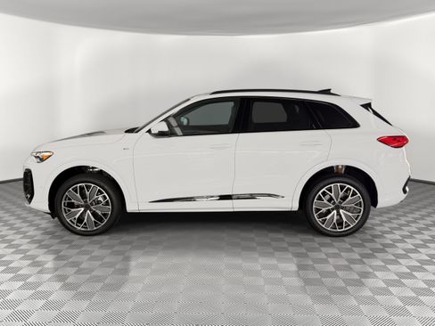New 2026 Audi Q5 Premium Plus AWD/4WD image 2