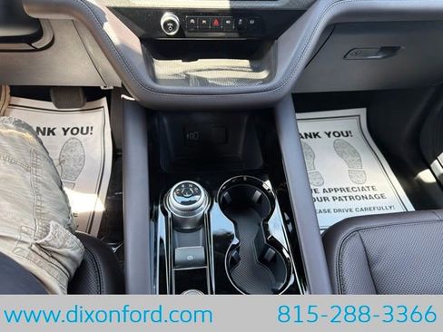 New 2026 Ford Explorer Platinum w/ LUX Leather Package AWD/4WD image 13