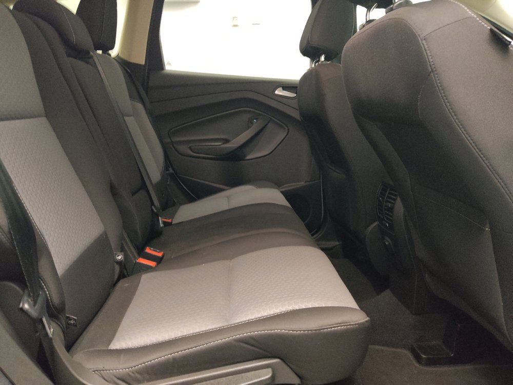 Used 2017 Ford Escape SE AWD/4WD image 19