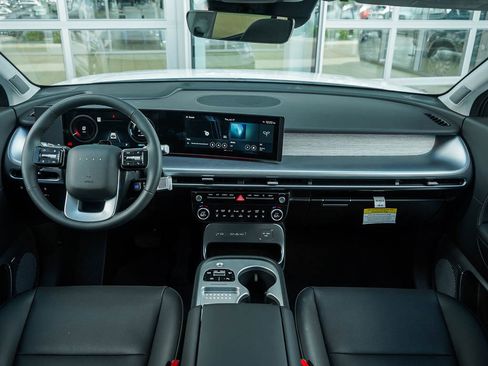 New 2026 Hyundai Ioniq 9 Limited image 15