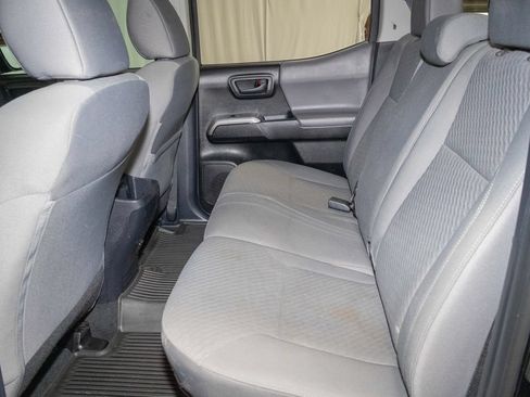 Used 2021 Toyota Tacoma SR5 RWD image 13