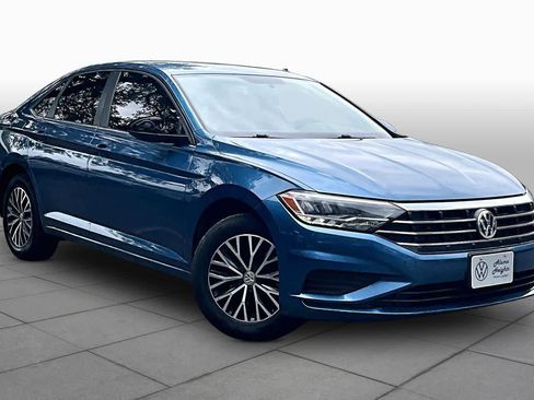 Used 2021 Volkswagen Jetta S w/ Driver Assistance Package image 3