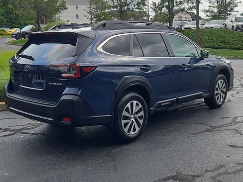 Certified 2025 Subaru Outback Premium AWD/4WD image 2
