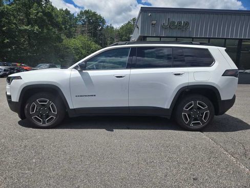 New 2026 Jeep Cherokee Limited AWD/4WD image 7