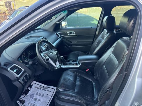 Used 2011 Ford Explorer XLT w/ 202A Rapid Spec Order Code image 7